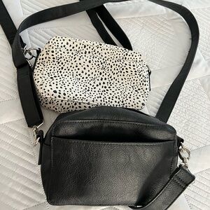Thirty One Brand - Small crossbody black purse